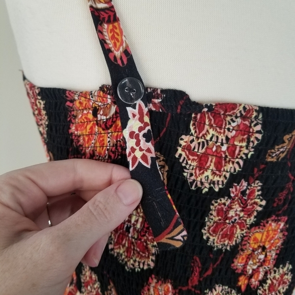 Band of Gypsies Floral Print Smocked Maxi Dress Side Slit Pockets Size M Boho - Picture 12 of 15